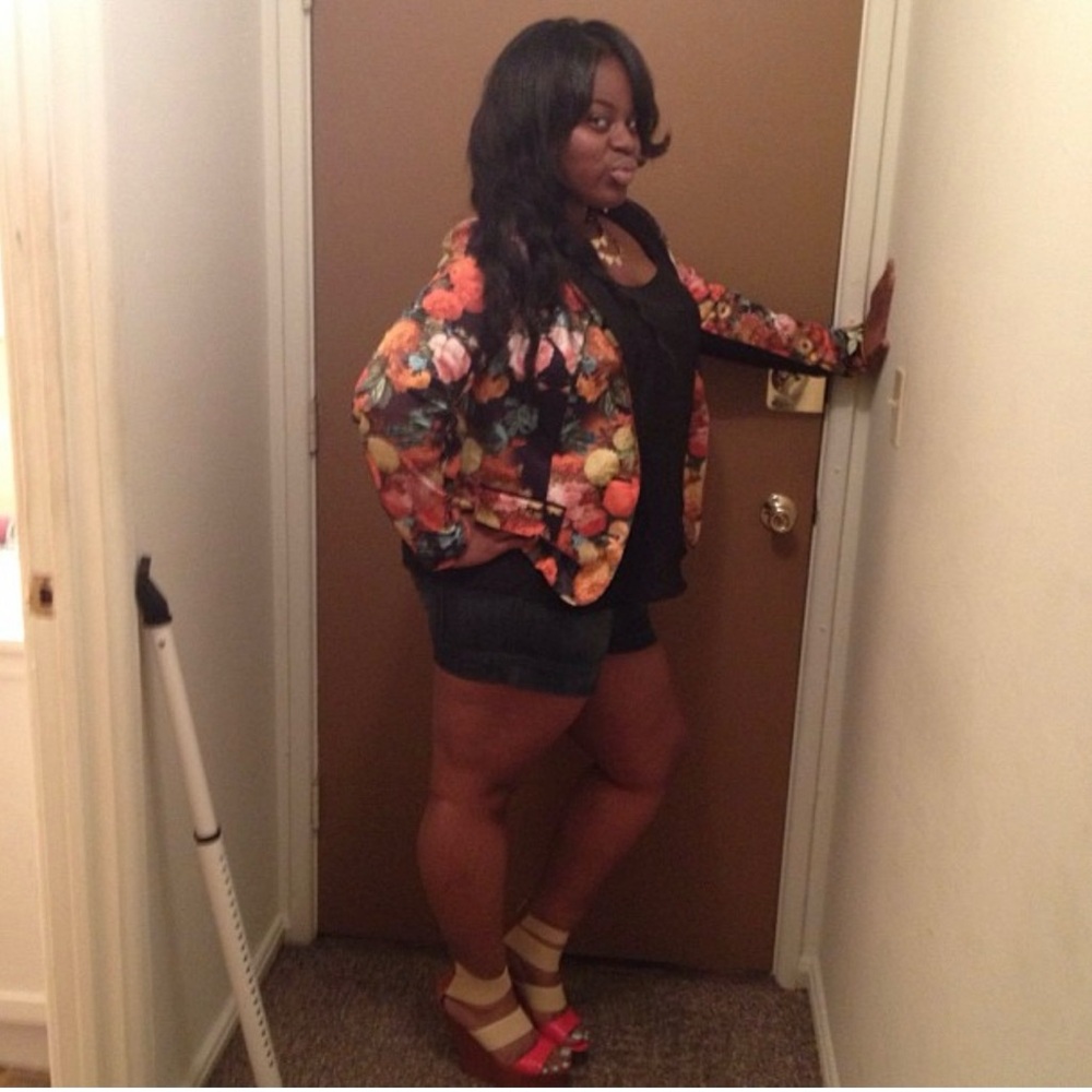 Multicolored Flower Printer Blazer - image 4